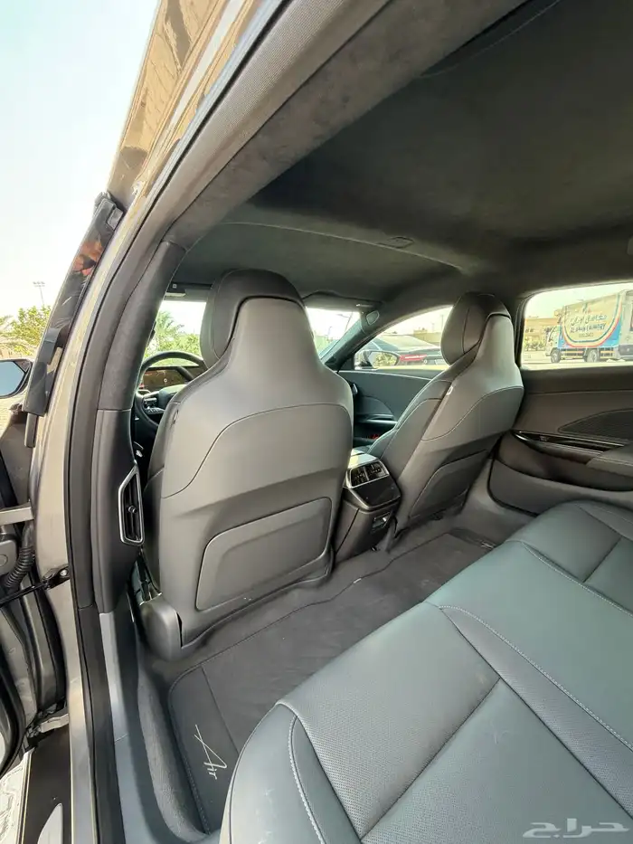 إعلان لوسيد آير Pure موديل 2024 14