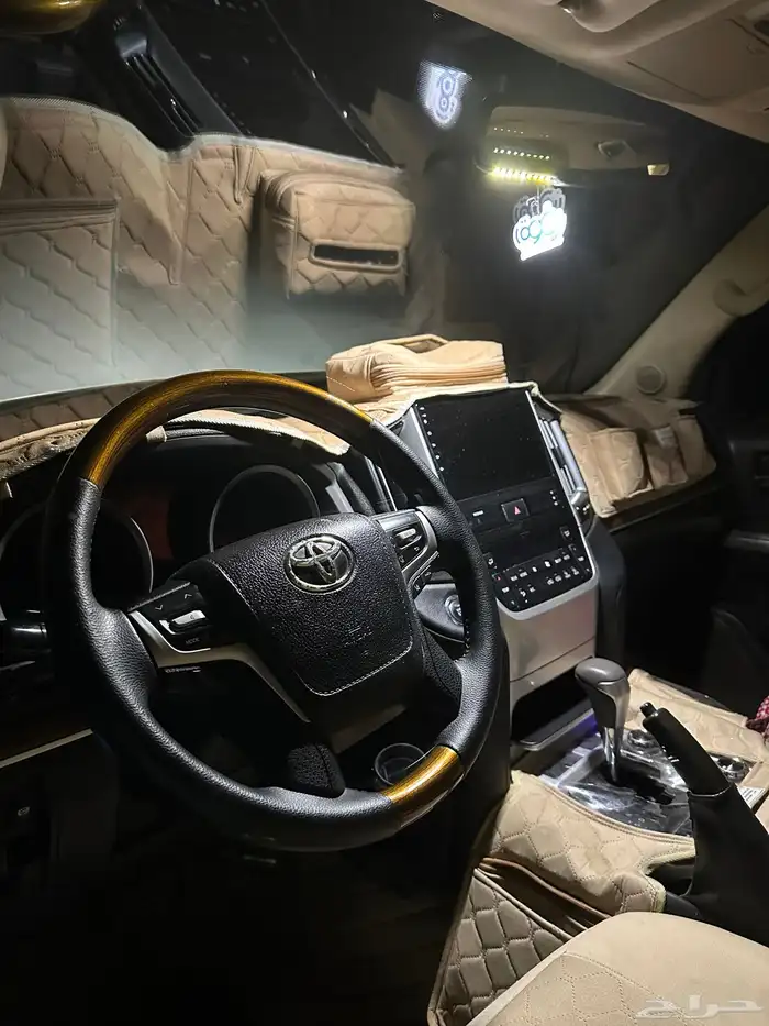 جيب لاندكروزر VX_R 2009 مفحوص ومجدد 35