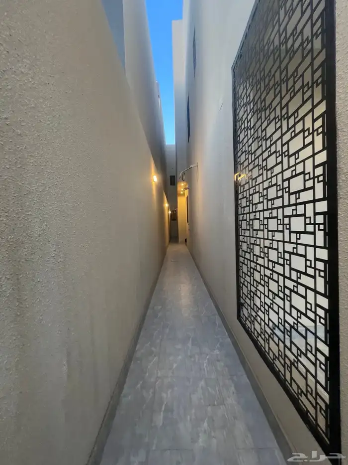 للبيع شقة ارضية مخطط اليرموك خميس مشيط 3