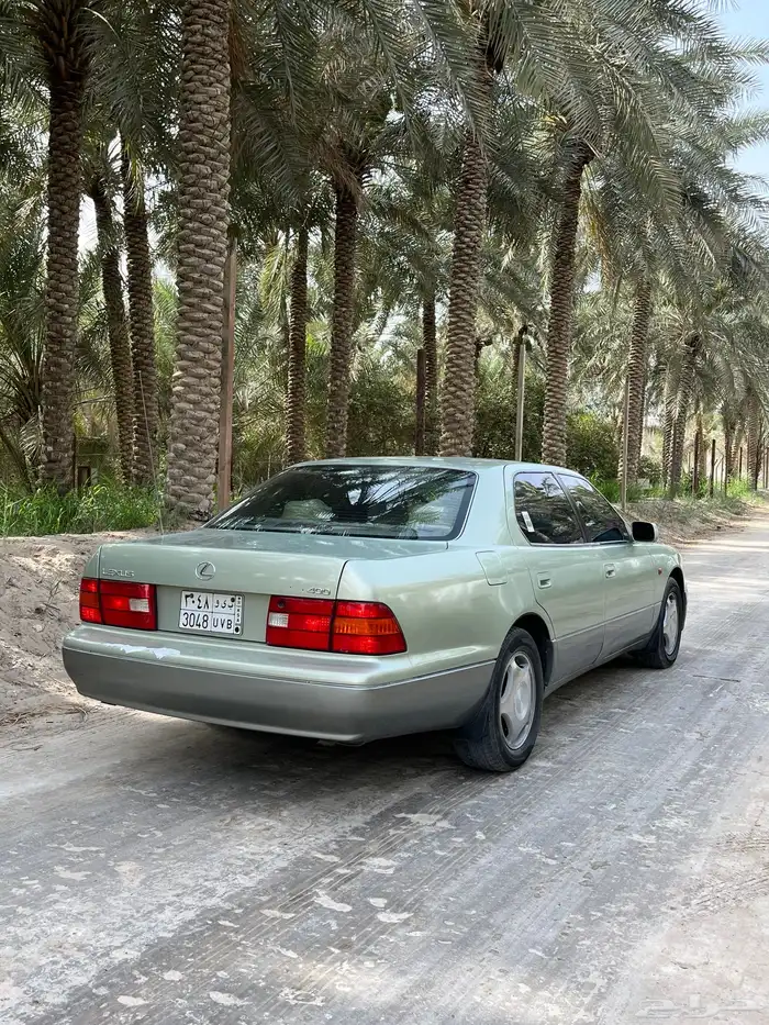 للبيع لكزاس 400 LS 5