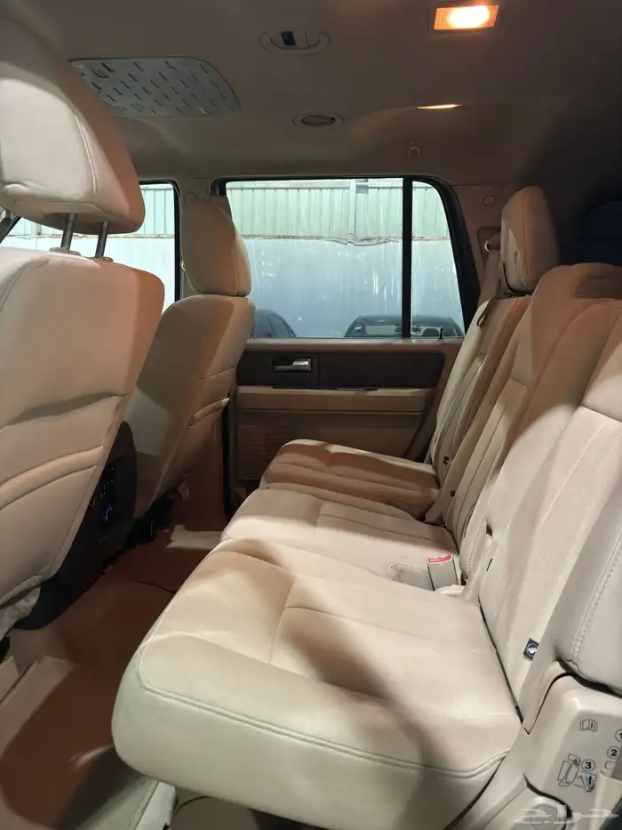 فورد اكسبديشن 2013 دبل نص فل قصير سعودي 9