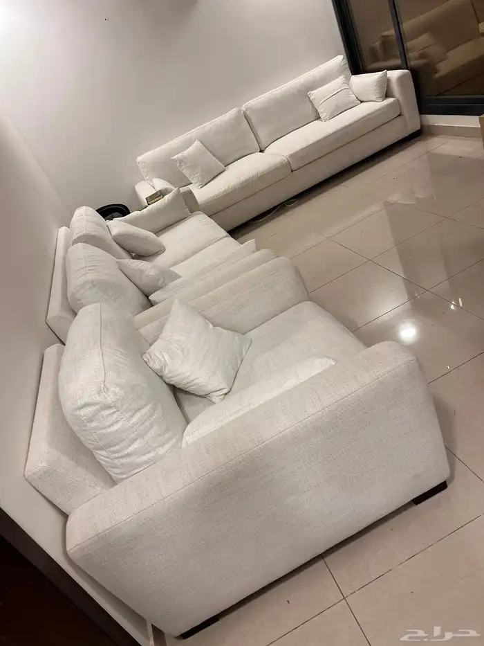 كنب وشاشةومجالس وثلاجةوغسالة مواعين وغسالة ملابس وغرفة نوم 11