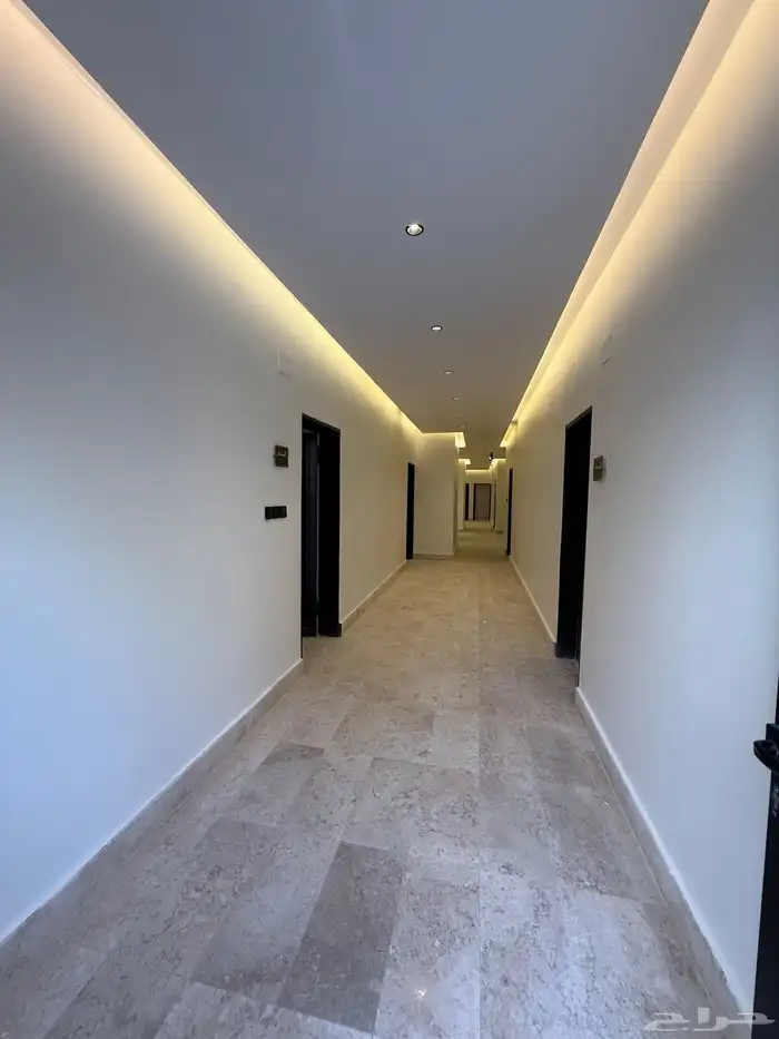 للبيع شقه دوبلكس تشطيب VIP ف ابها حي المنسك 3