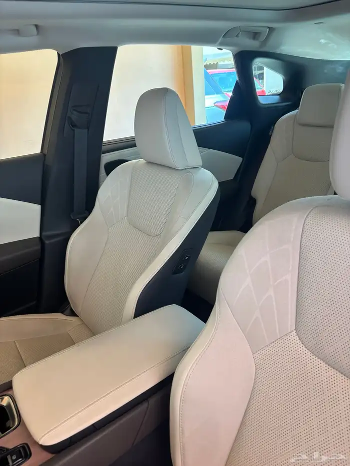 لكزس RX 2025 فل كامل للتازل او للبيع 6