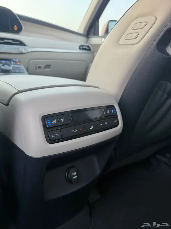 بالسيد 2021 (بنزين) فتحات فل كامل بحالة الوكاله للبيع 16