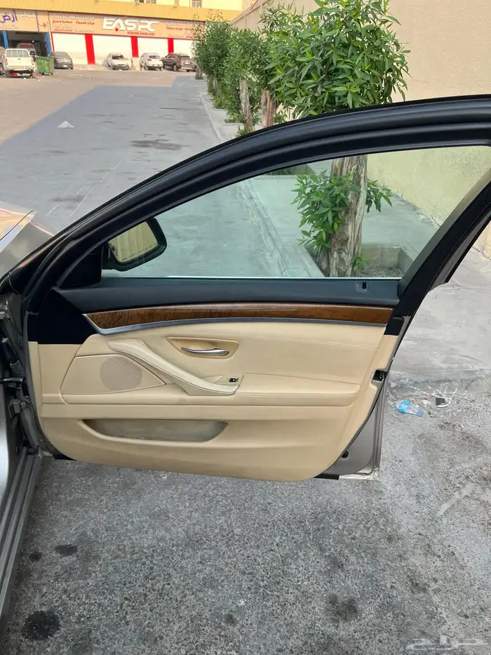 BMW 523I 2011 للبيع 12