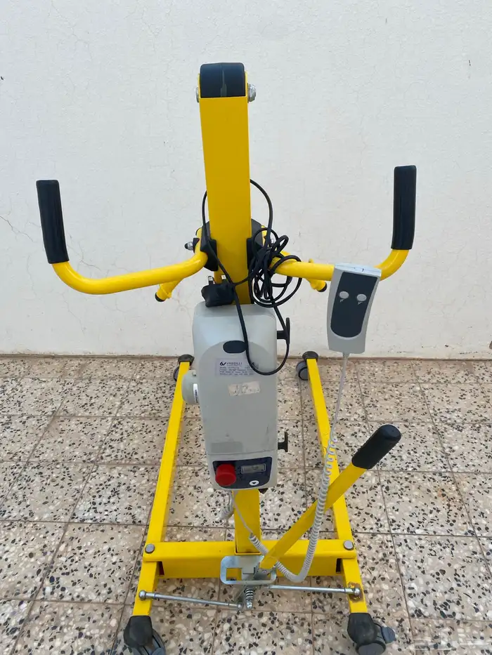 رافعه ذوي احتياجات خاصه نظيفه شرط 1