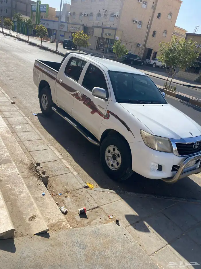 للبيع هيلكس ديزل محركات شرط المديل 2013 الممشى 596الف 1