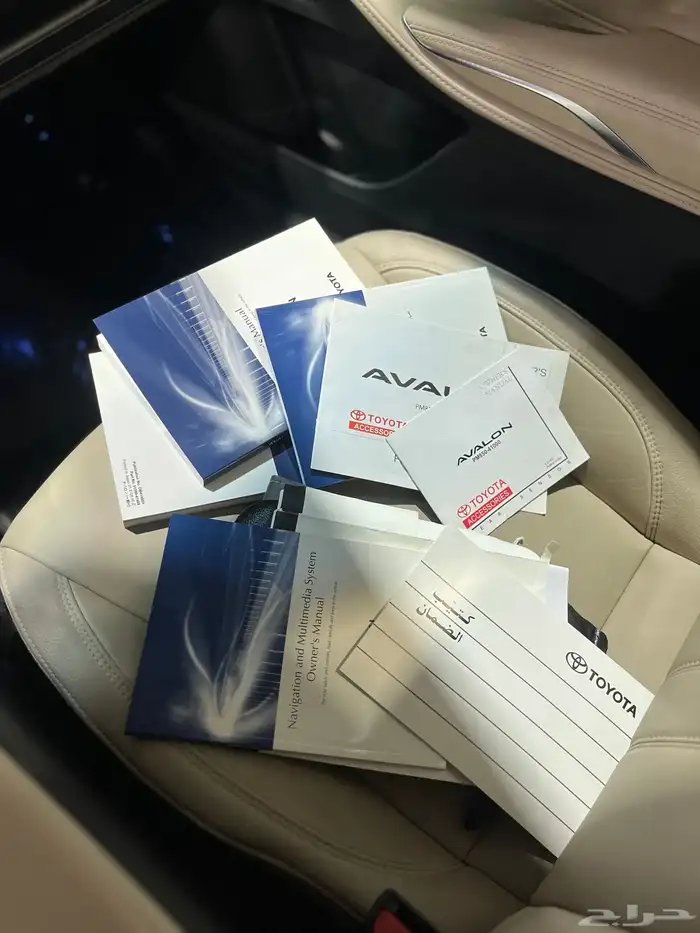 تويوتا افالون 2022 34