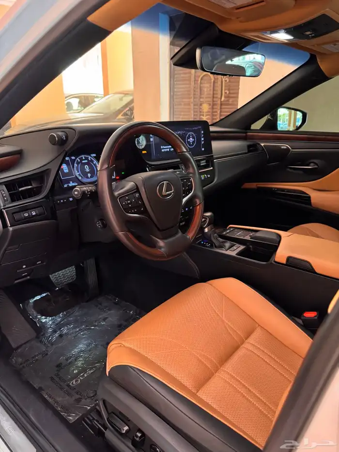 لكزس ES 350 2022 فل DD 23