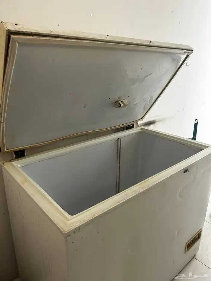 ثلاجه وفريزر نظيفات ويبردن للبيع 0