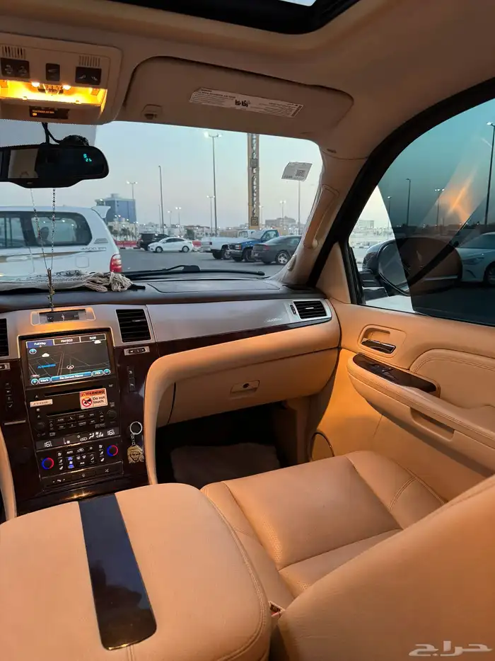 كدلك اسكاليد 2008 فل كامل 8