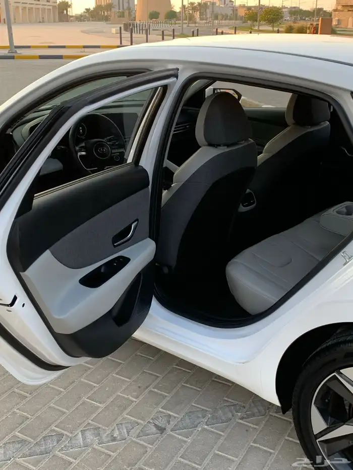 هيونداي ألنترا قمة في التميز 18