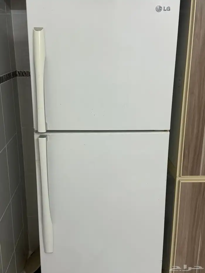 اثاث دولاب مطبخ دولاب ملابس وثلاجه 4