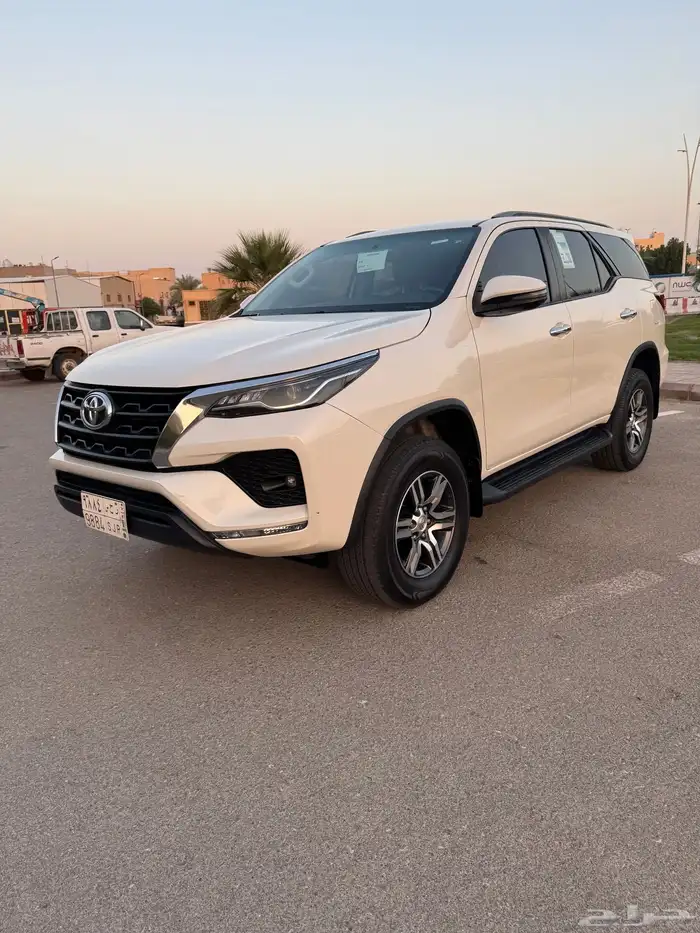 فورتشنر 2022 6 سلندر VX 6