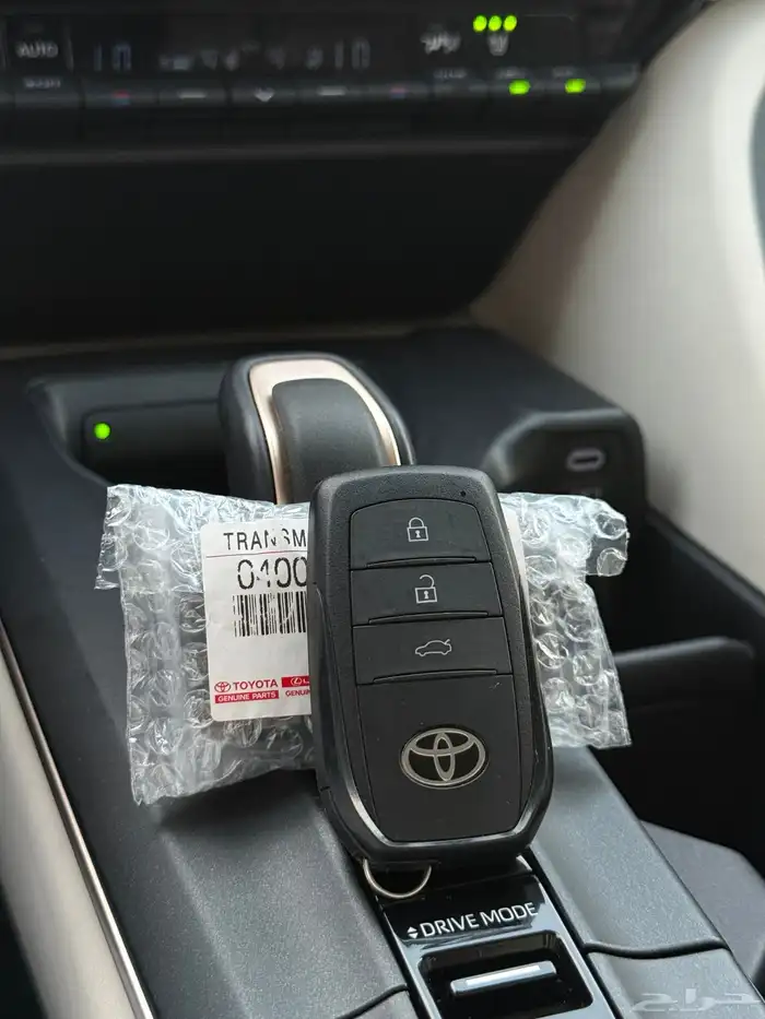 تويوتا كراون ماجستا 2023 57