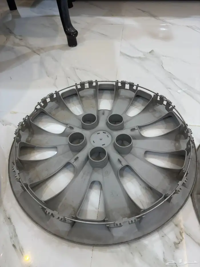 للبيع طيس سنترا اصلي جنط مقاس16 19