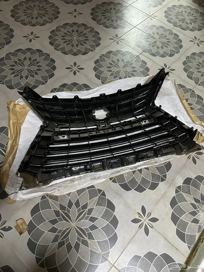 شبك جيب لكزس 2016 جديد وكالة 2