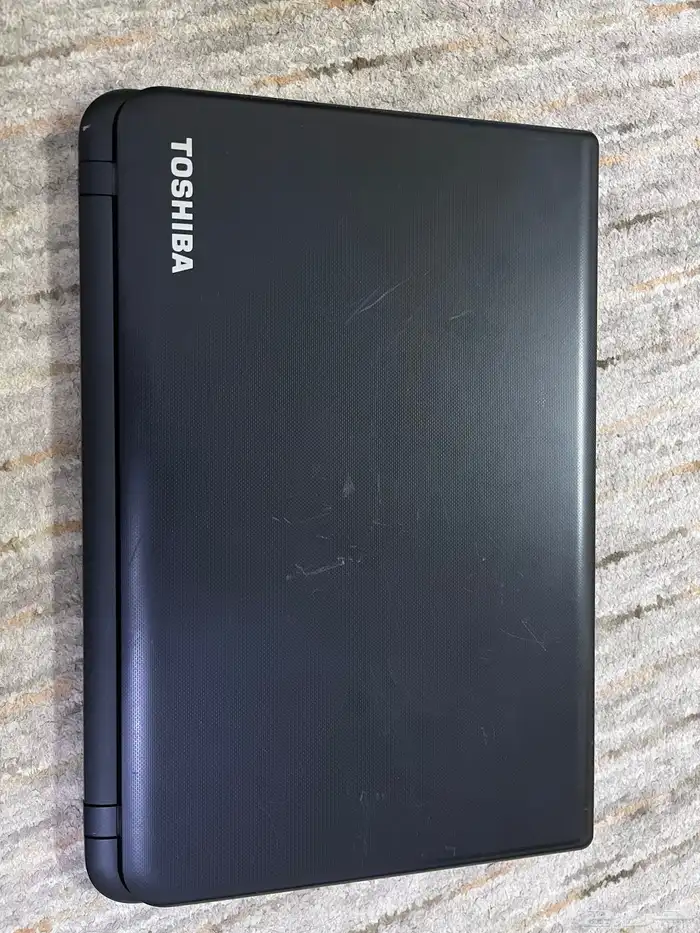 لاب توب توشيبا toshiba 4