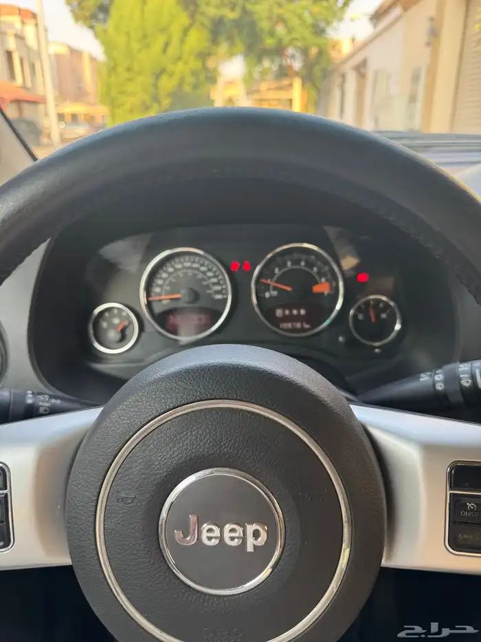 جيب كومباس 6