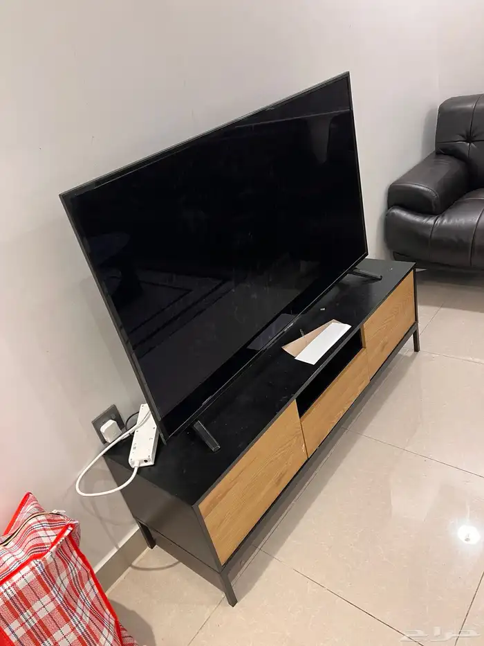 كنب وشاشةومجالس وثلاجةوغسالة مواعين وغسالة ملابس وغرفة نوم 1