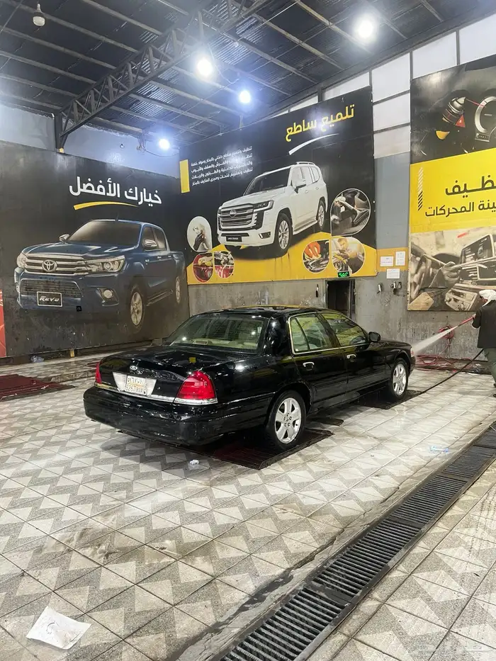 فورد فكتوريا 4