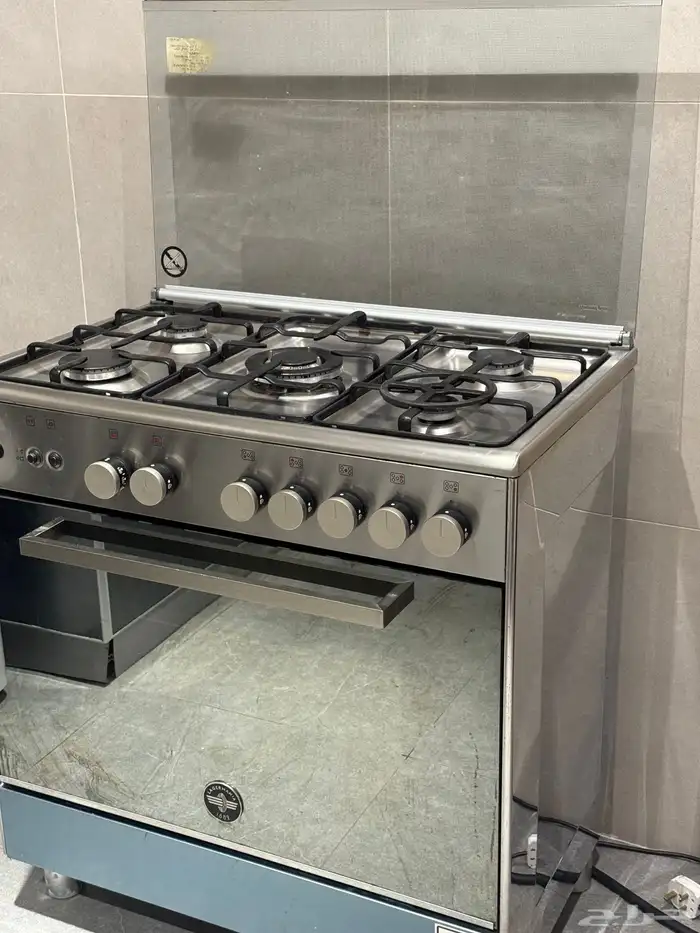 فرن غاز بحالة ممتازة جدا ونظيف جدا 11