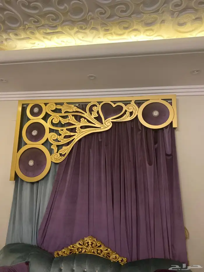 كنب 5 قطع للبيع مع الستاره والفرشه 1700 4