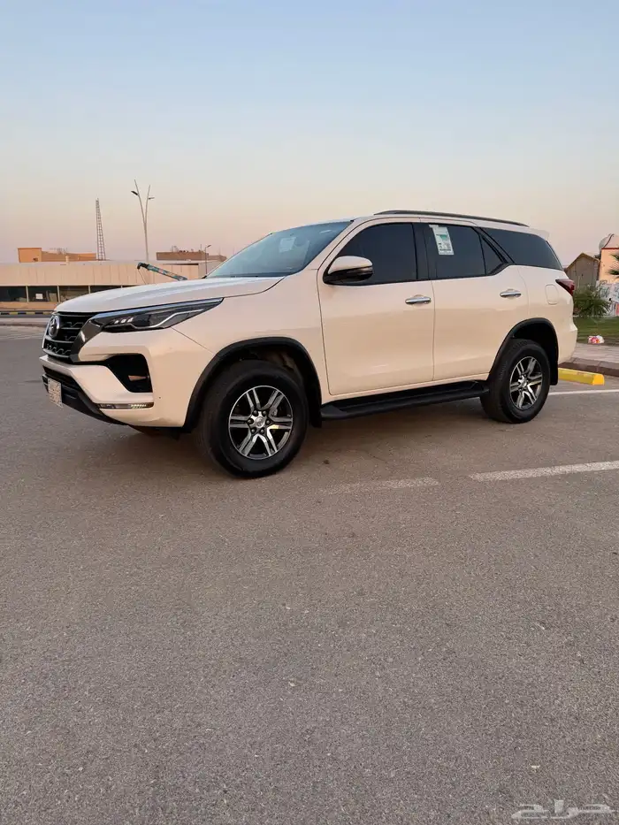 فورتشنر 2022 6 سلندر VX 1