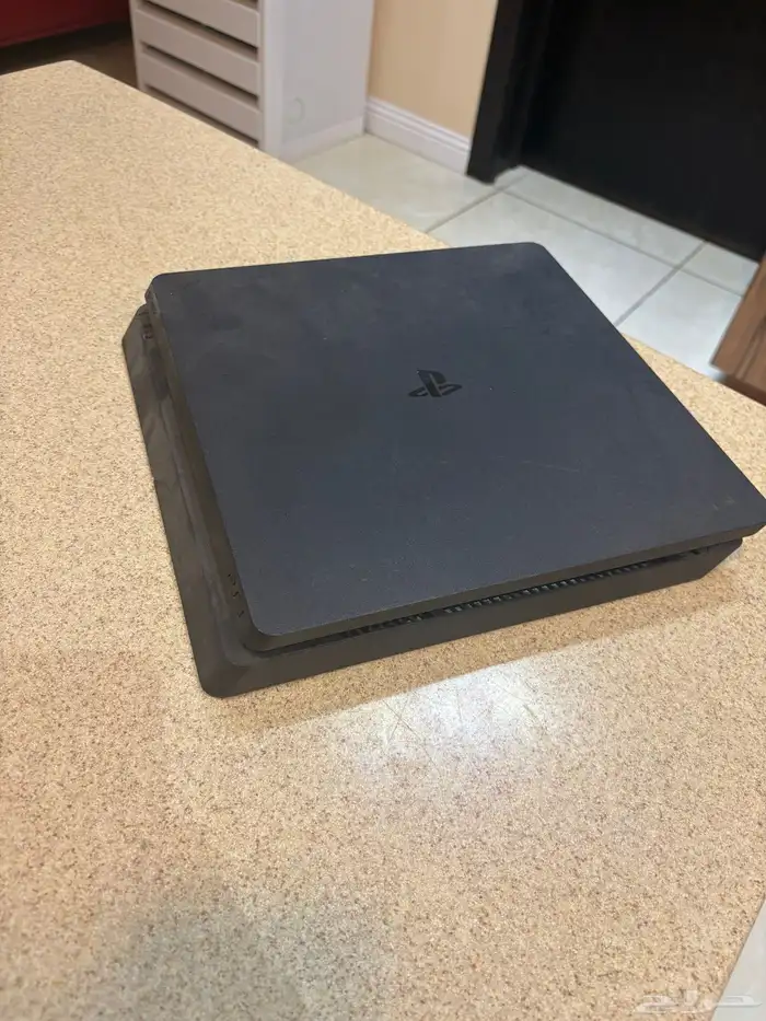 للبيع سوني 4 0