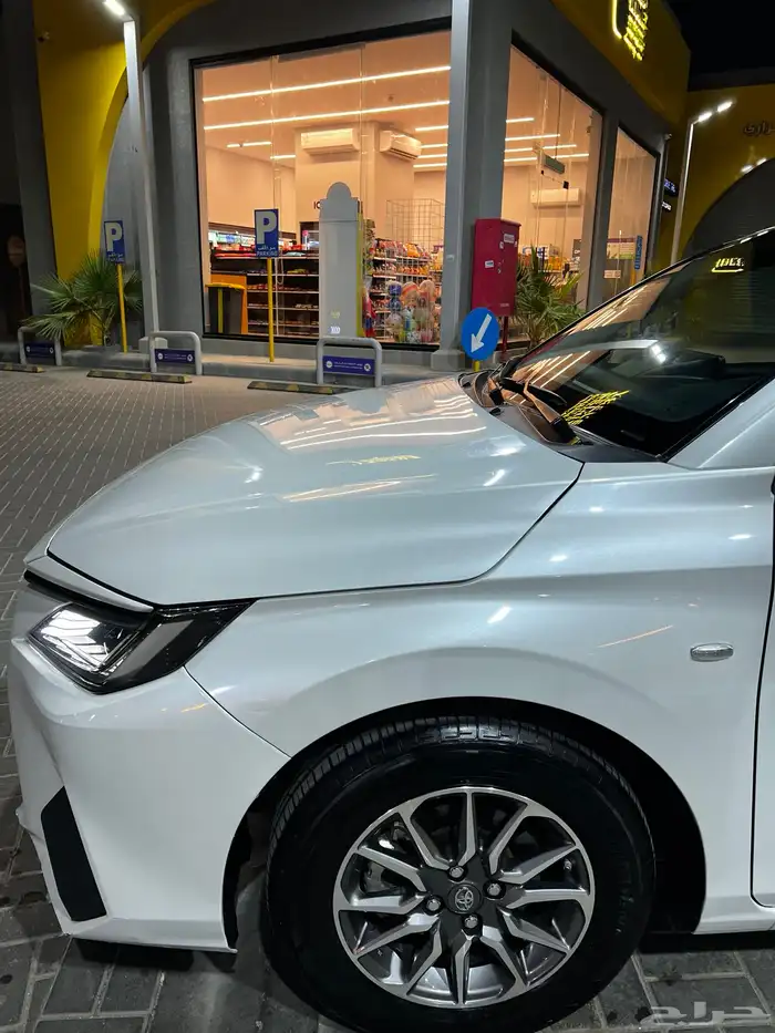 للبيع تويوتا يارس 2023 وكاله شرط 15