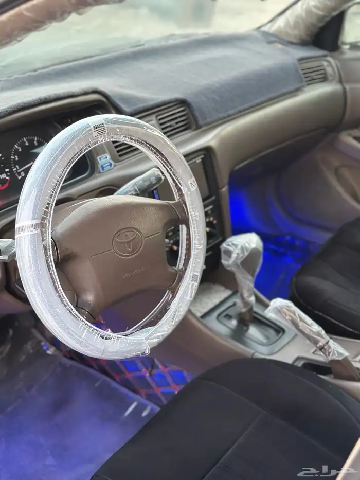 للبيع كامري 1998 أمريكي 3