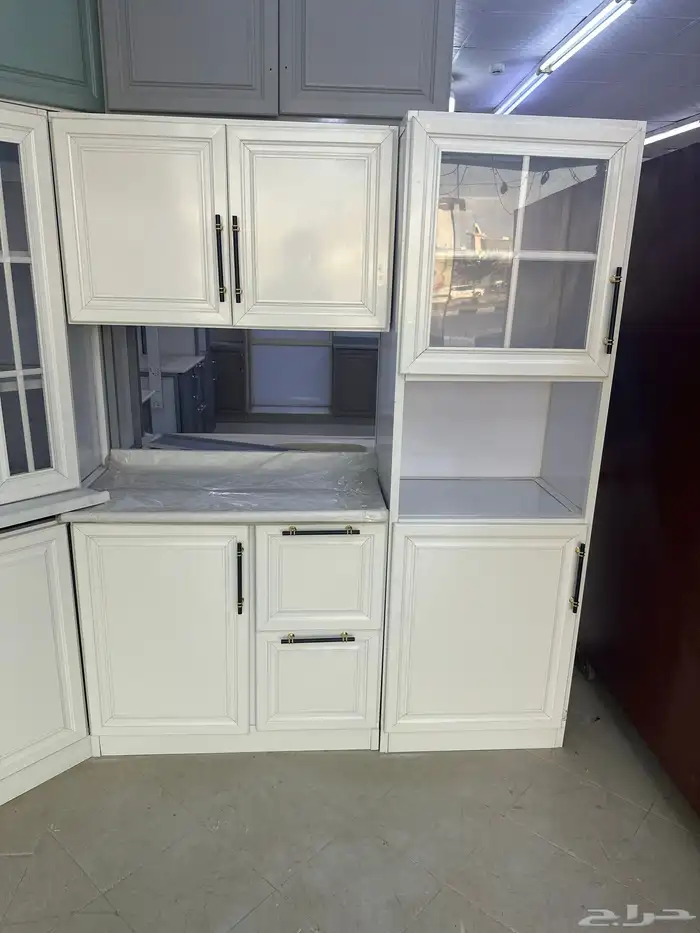 خزانة مطبخ بطول 7 أمتار جاهز للاستخدام  جديد تمام ا 4