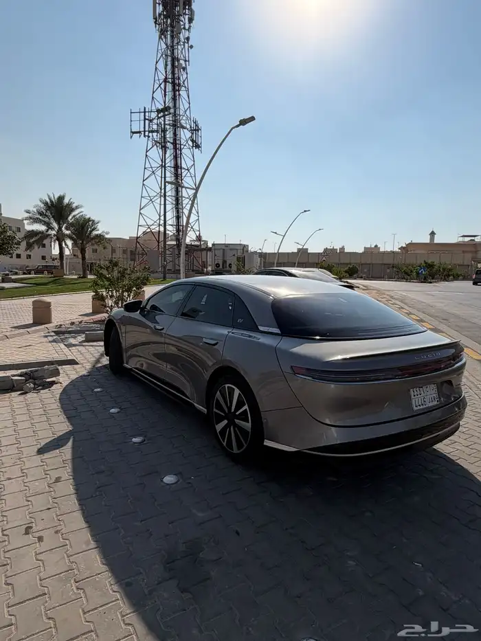 إعلان لوسيد آير Pure موديل 2024 1