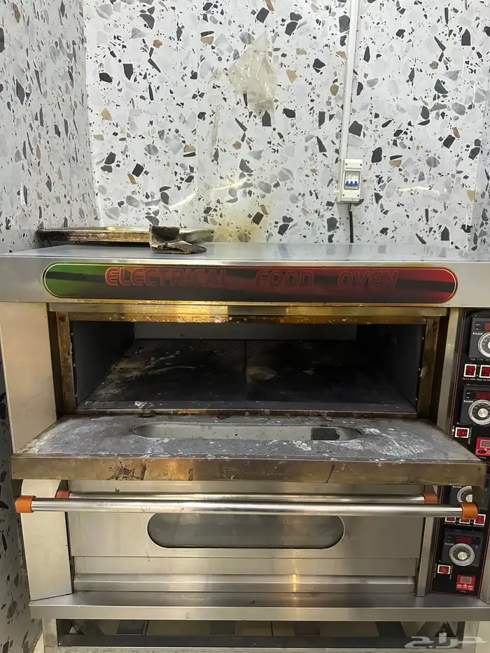 يوجد مطعم معجنات وشورما 15