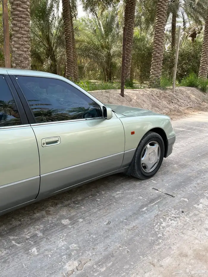 للبيع لكزاس 400 LS 4