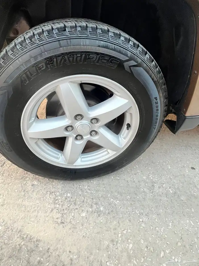 شيروكي ليبرتي 2012 7