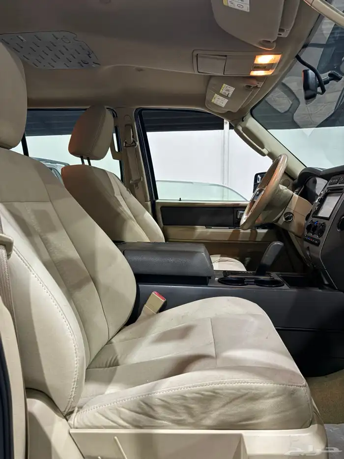 فورد اكسبديشن 2013 دبل نص فل قصير سعودي 15