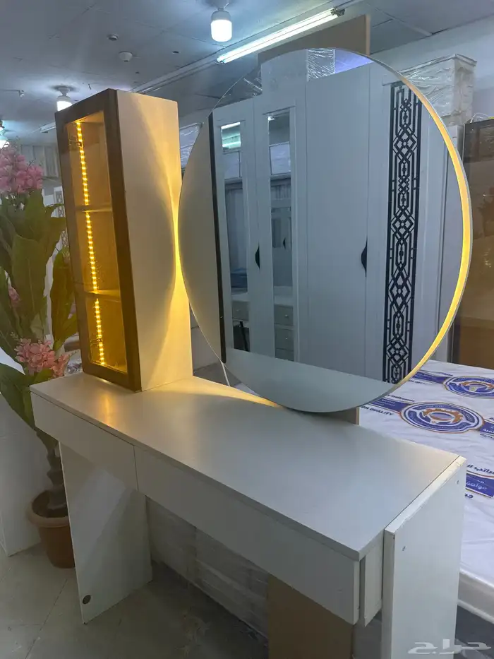 غرفة نوم كاملة  جودة عالية  كلها 7 قطع. 2