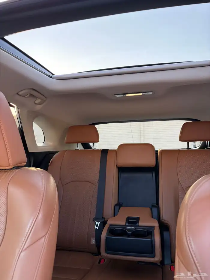 لكزس RX450 2021 16