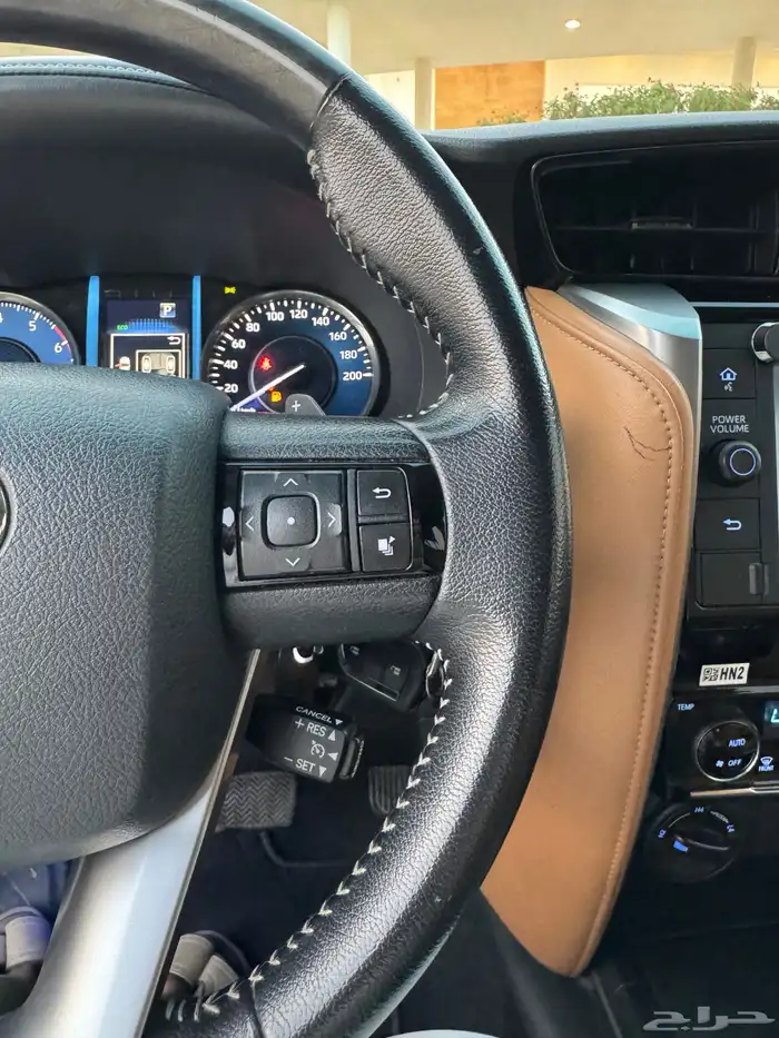 فورتشنر 2022 6 سلندر VX 35