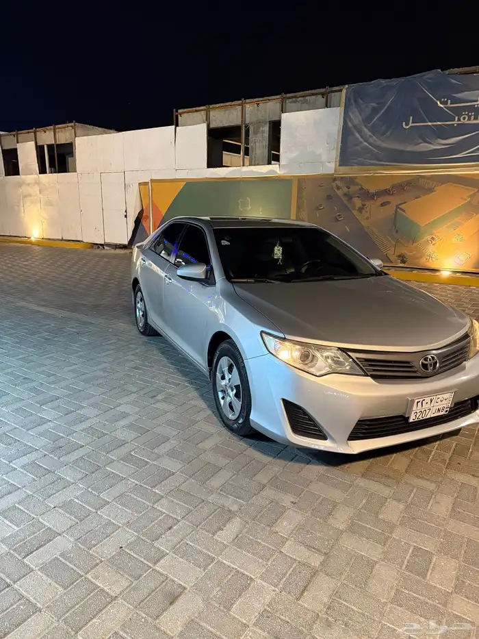 كامل 2012 نظيف للبيع 0