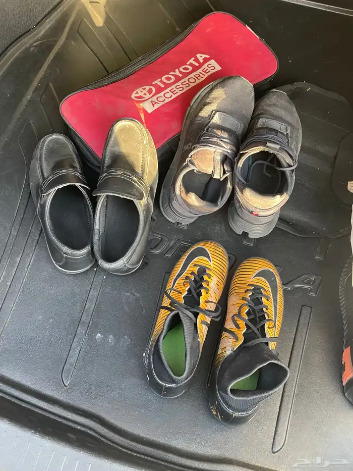 احذيه متنوعه بسعر واحد 0