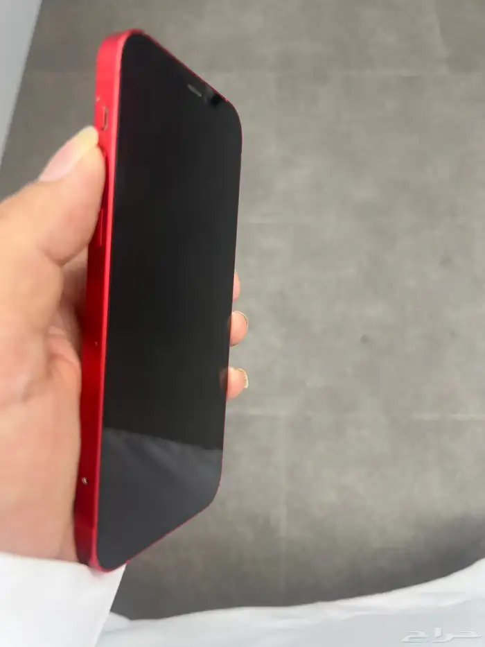 ايفون 12 حجم 128 نضيف ما انفك علا الشرط 1