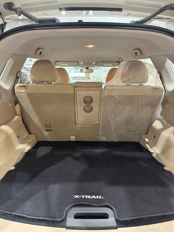 نيسان اكس تريل 2021 عداد 74 الف وكالة 12