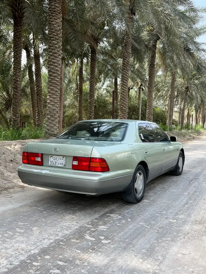 للبيع لكزاس 400 LS 8