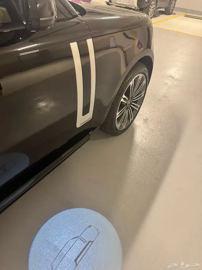 للبيع رنج روفر اوتوبيوقرافي اسود 13