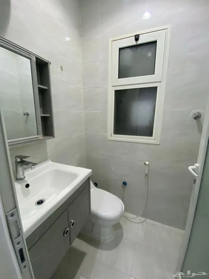 شقة مؤثثة قريب جامعة الأمير محمد بن فهد 6