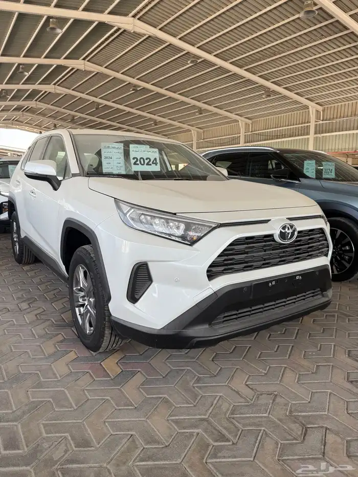 تويوتا راف فور موديل 2024 3