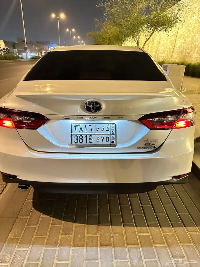 للبيع كامري هايبرد 2021 GLE 8